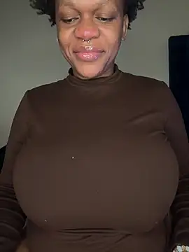 Boneca25 online show from February 12, 2:39 am