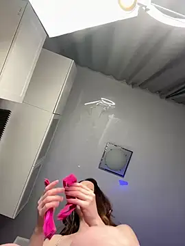 BeautyCutie1 online show from February 19, 6:11 am