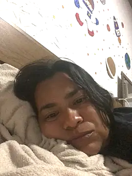 indiazinha69  online show from December 3, 11:14 pm