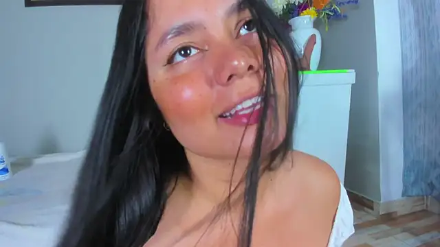 evaa greey online show from November 9, 8:07 pm