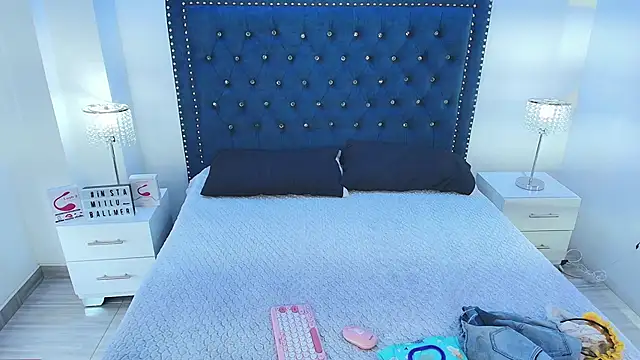 Milu ballmer online show from September 16, 6:53 pm