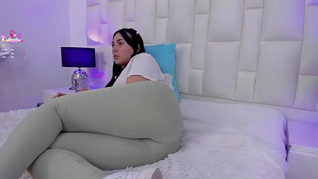 Ariana rouse online show from March 19, 9:58 pm