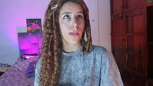 Isangel  online show from September 29, 3:11 am