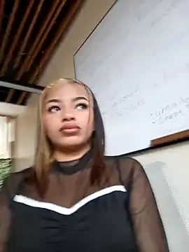 Snapshot of CanelaDevil_ chatting on March 12, 7:38 pm CanelaDevil  online show from March 12, 7:38 pm