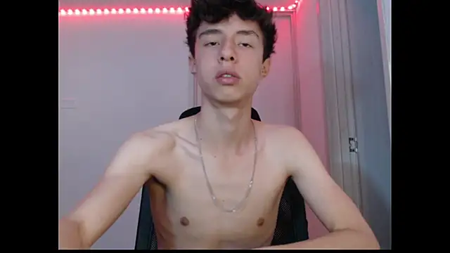 Juanmres online show from October 31, 11:06 pm