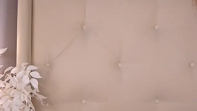 ur wet dreams online show from April 12, 4:39 am