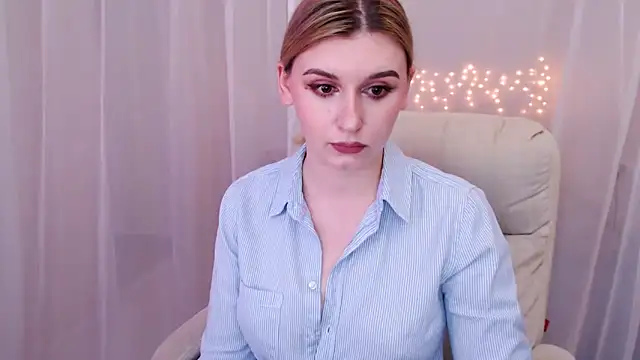 Snapshot of Freya_Celestial chatting on March 2, 1:38 pm Freya Celestial online show from March 2, 1:38 pm