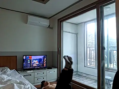 Snapshot of Doh728 chatting on March 5, 12:16 am Doh728 online show from March 5, 12:16 am