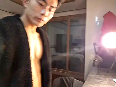 Snapshot of Doh728 chatting on March 10, 10:04 am Doh728 online show from March 10, 10:04 am