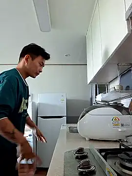 Snapshot of Doh728 chatting on November 7, 2:00 am Doh728 online show from November 7, 2:00 am