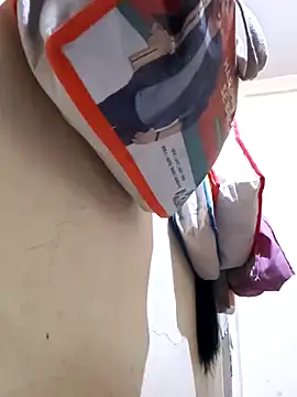 Snapshot of TeluguammayiMahi chatting on February 25, 10:15 am TeluguammayiMahi online show from February 25, 10:15 am