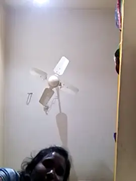 Snapshot of TeluguammayiMahi chatting on March 1, 10:13 am TeluguammayiMahi online show from March 1, 10:13 am