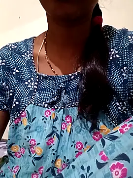 Snapshot of TeluguammayiMahi chatting on May 14, 1:34 am TeluguammayiMahi online show from May 14, 1:34 am