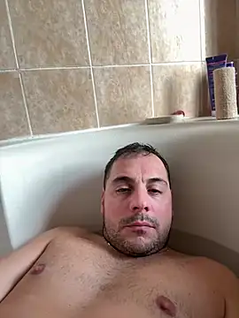 Snapshot of justeqqun chatting on February 16, 4:10 pm justeqqun online show from February 16, 4:10 pm