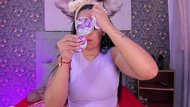 Emily rivera78 online show from February 18, 7:10 pm