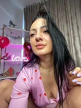 RaisaSalvi online show from February 9, 8:18 am