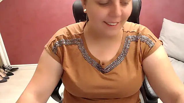 Wetandnaughtyxx online show from September 21, 3:35 pm