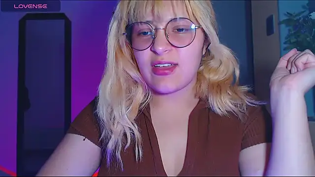 Hinako0Satorii  online show from March 20, 2:29 am