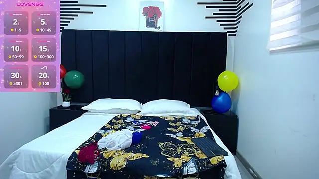 CamiilaReyes online show from October 16, 1:23 pm