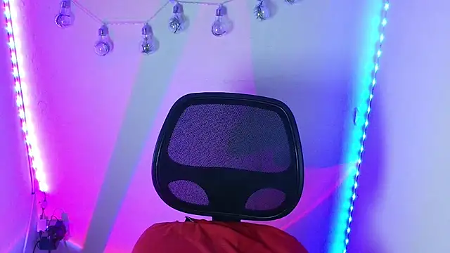 Lya1 ch online show from February 10, 9:30 pm