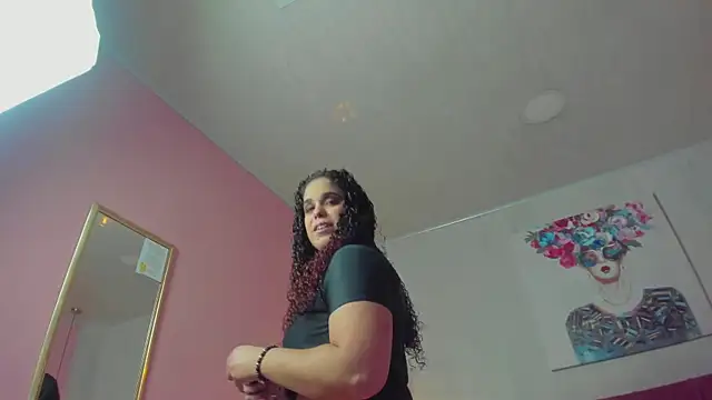 ninna curly online show from February 24, 4:38 am