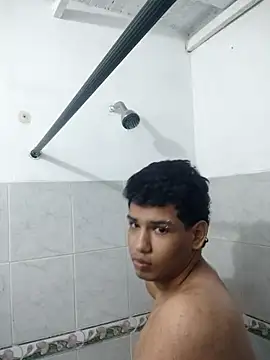 Snapshot of Santiago-Thompson chatting on February 19, 3:17 am Santiago-Thompson online show from February 19, 3:17 am