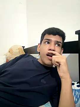 Snapshot of Santiago-Thompson chatting on October 16, 5:52 am Santiago-Thompson online show from October 16, 5:52 am