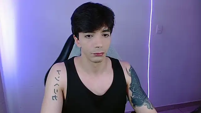 H3ll B0I online show from April 23, 12:29 pm