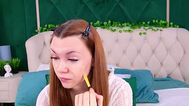 Ariadna Holder online show from March 3, 6:15 am