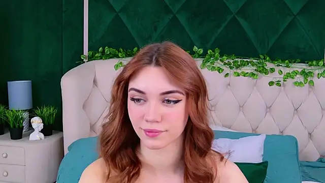 Ariadna Holder online show from March 14, 6:32 am