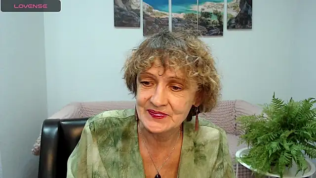 SexyGrandma  online show from February 2, 2:24 pm
