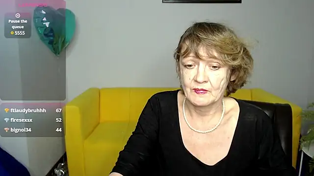 SexyGrandma  online show from February 25, 5:36 pm