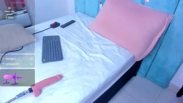 AlexxaSmall online show from February 21, 4:05 pm