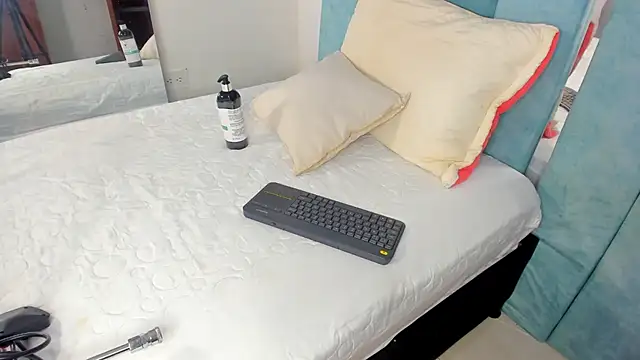 AlexxaSmall online show from March 10, 11:42 am