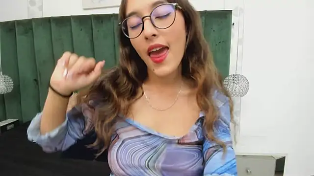 MelodyWinx online show from February 3, 8:13 pm