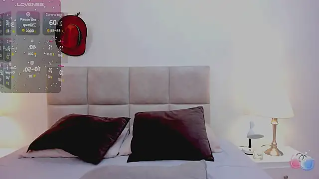 MelodyWinx online show from February 26, 6:43 pm