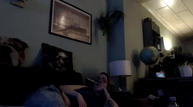 Astrid-Gilbert online show from March 2, 12:20 am