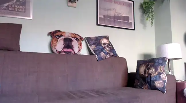 Astrid-Gilbert online show from March 4, 10:57 am