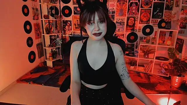 MisaPage online show from March 21, 9:01 pm