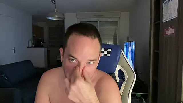 Funnyjul31 online show from March 11, 7:25 pm