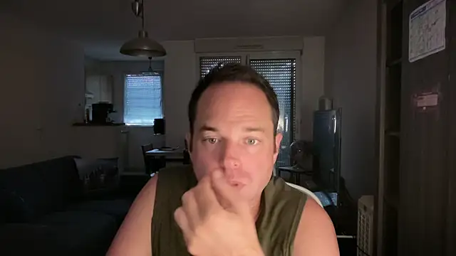 Funnyjul31 online show from September 21, 12:40 pm