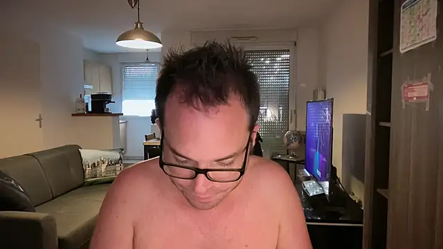 Funnyjul31 online show from October 1, 4:35 pm