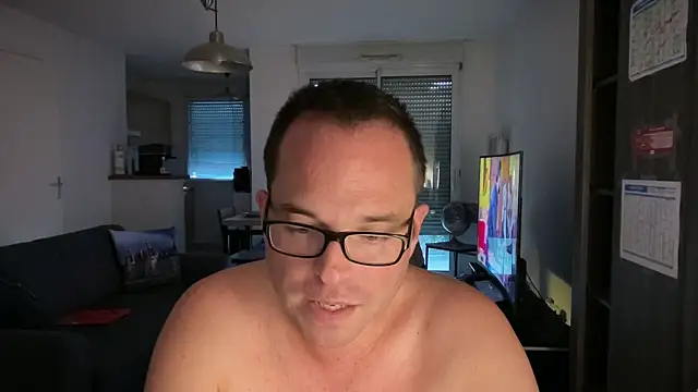 Funnyjul31 online show from October 20, 4:51 pm