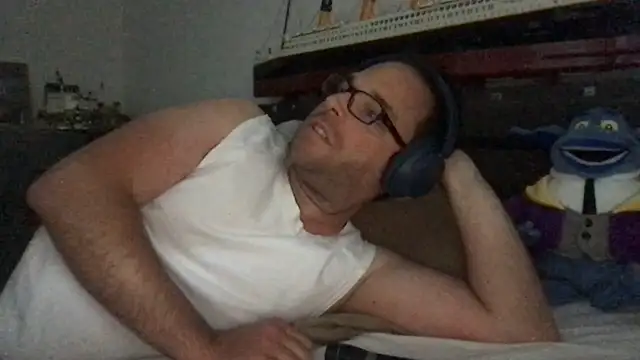 Funnyjul31 online show from March 30, 12:28 pm