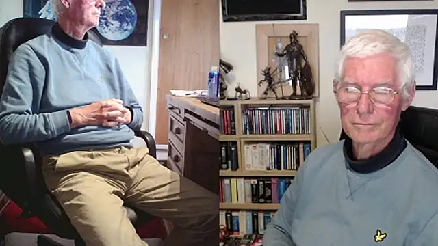 Snapshot of bigears chatting on May 16, 7:12 pm bigears online show from May 16, 7:12 pm