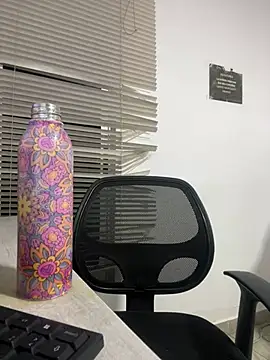 my cam online show from February 15, 11:14 pm