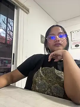 my cam online show from February 21, 10:04 pm