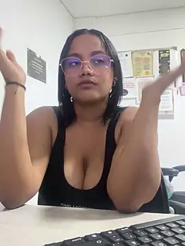 my cam online show from March 15, 12:15 am