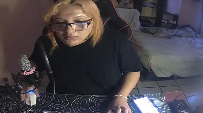 belenvaleria online show from February 2, 9:56 pm