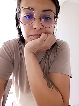 bri ali online show from February 17, 2:04 pm